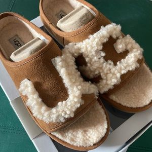 Women UGG slides
